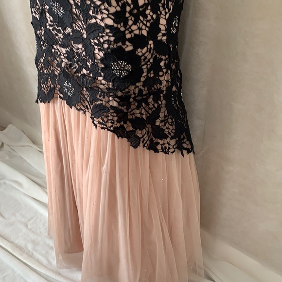 Betsy Adam peach & black Swarovski stone gown - Picture 5 of 17